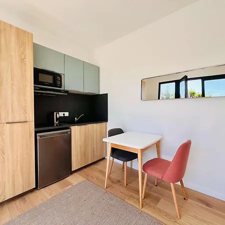 Apartment - Maison T2 Renovee Avec Jardin Clos, Proche Plages & Commerces, Parking, Wifi - Fr-1-478-285 Quiberon